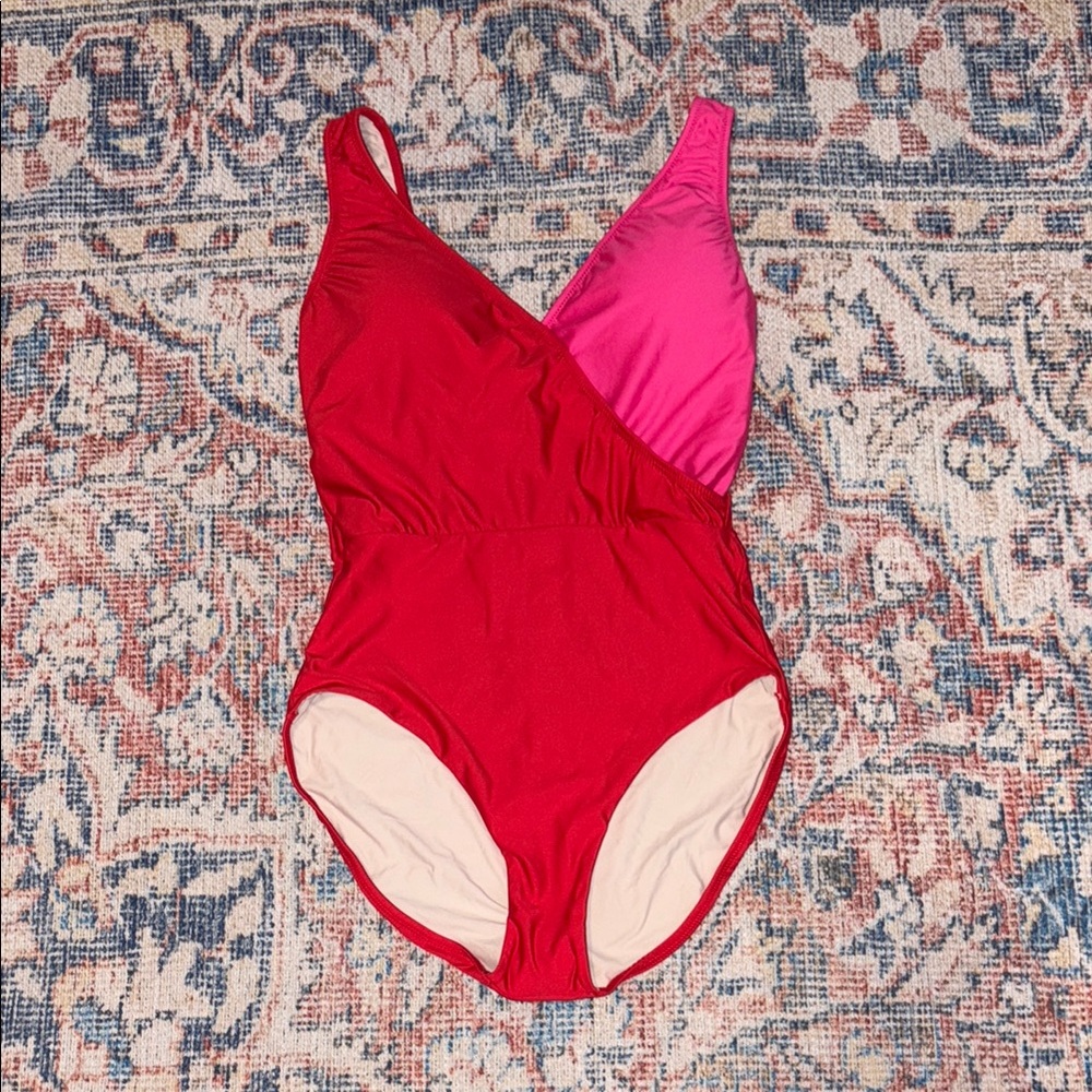 Hermoza Vera Colorblock One Piece Swimsuit SZ 8 NWT - Picture 3 of 5